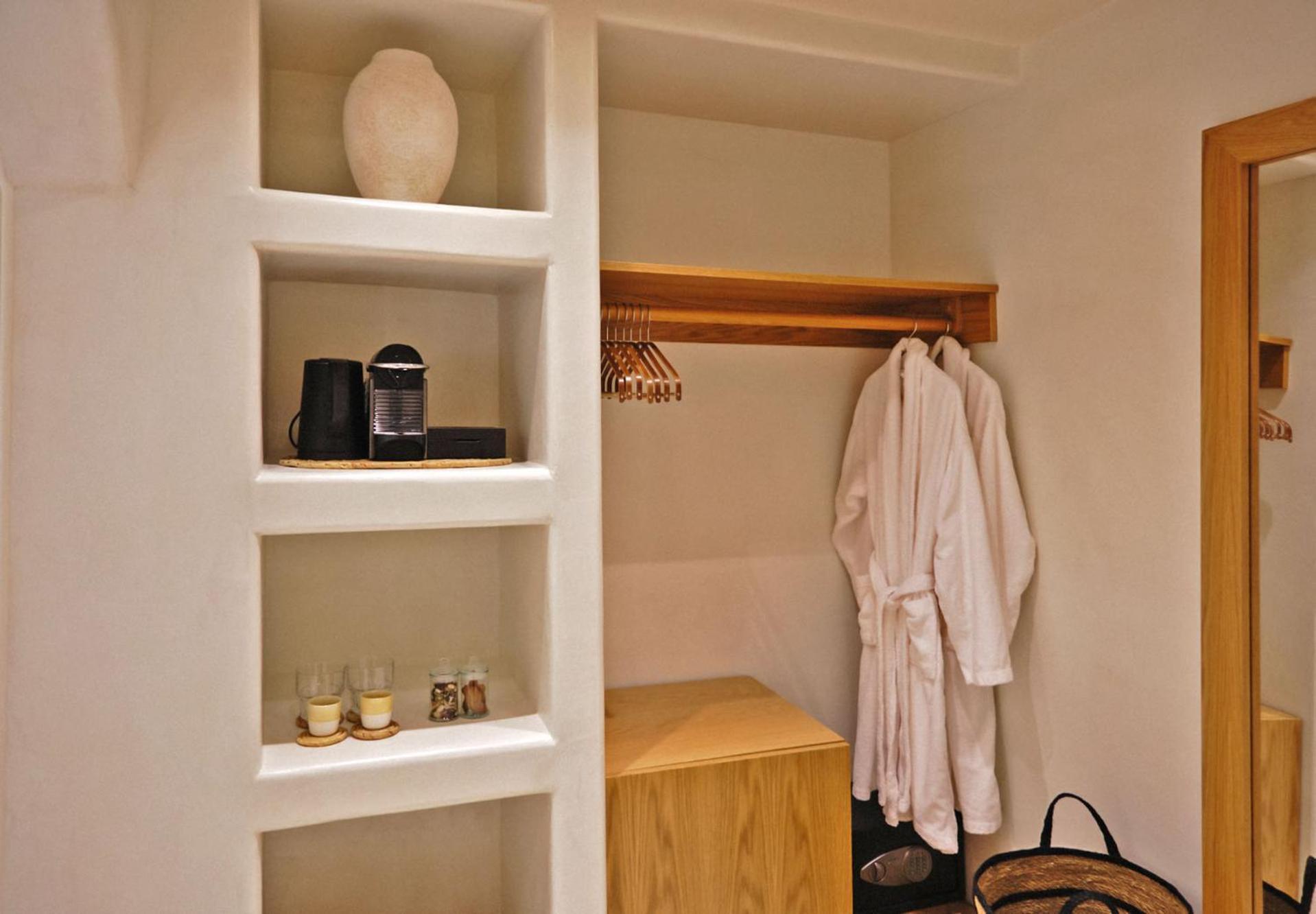 Agave Donousa Suites Bagian luar foto